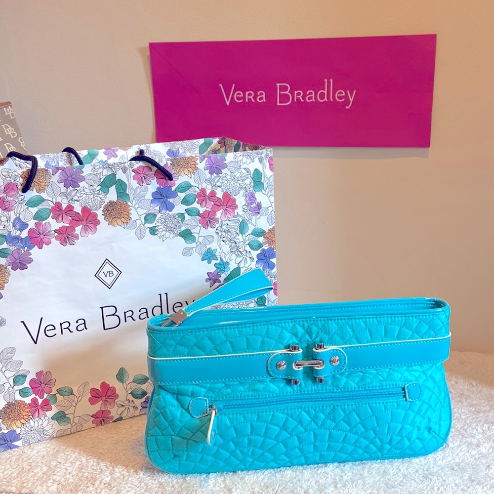 Vera Bradley Bistro Quilted Clutch / Wristlet